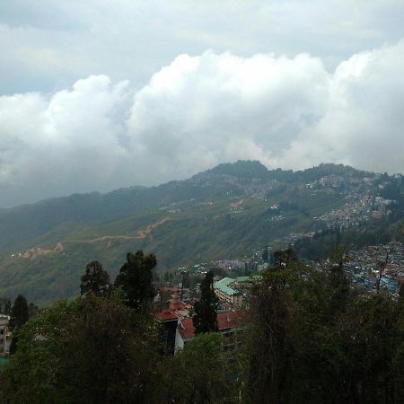 Hotel Taktsang Darjeeling ダージリン エクステリア 写真